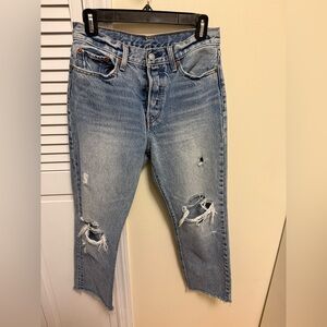Levi’s Wedgie Straight Cropped Distressed Jeans
